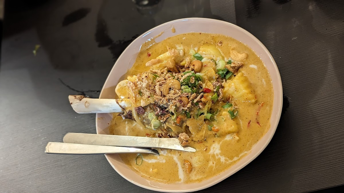 Roy The Authentic Thai-10